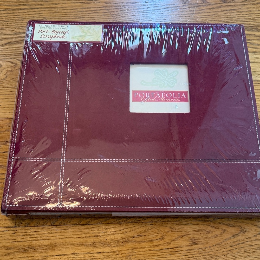 Portafolia Post-Bound Scrapbook - Deep Burgundy Velvet Cover, 12 clear pages NEW